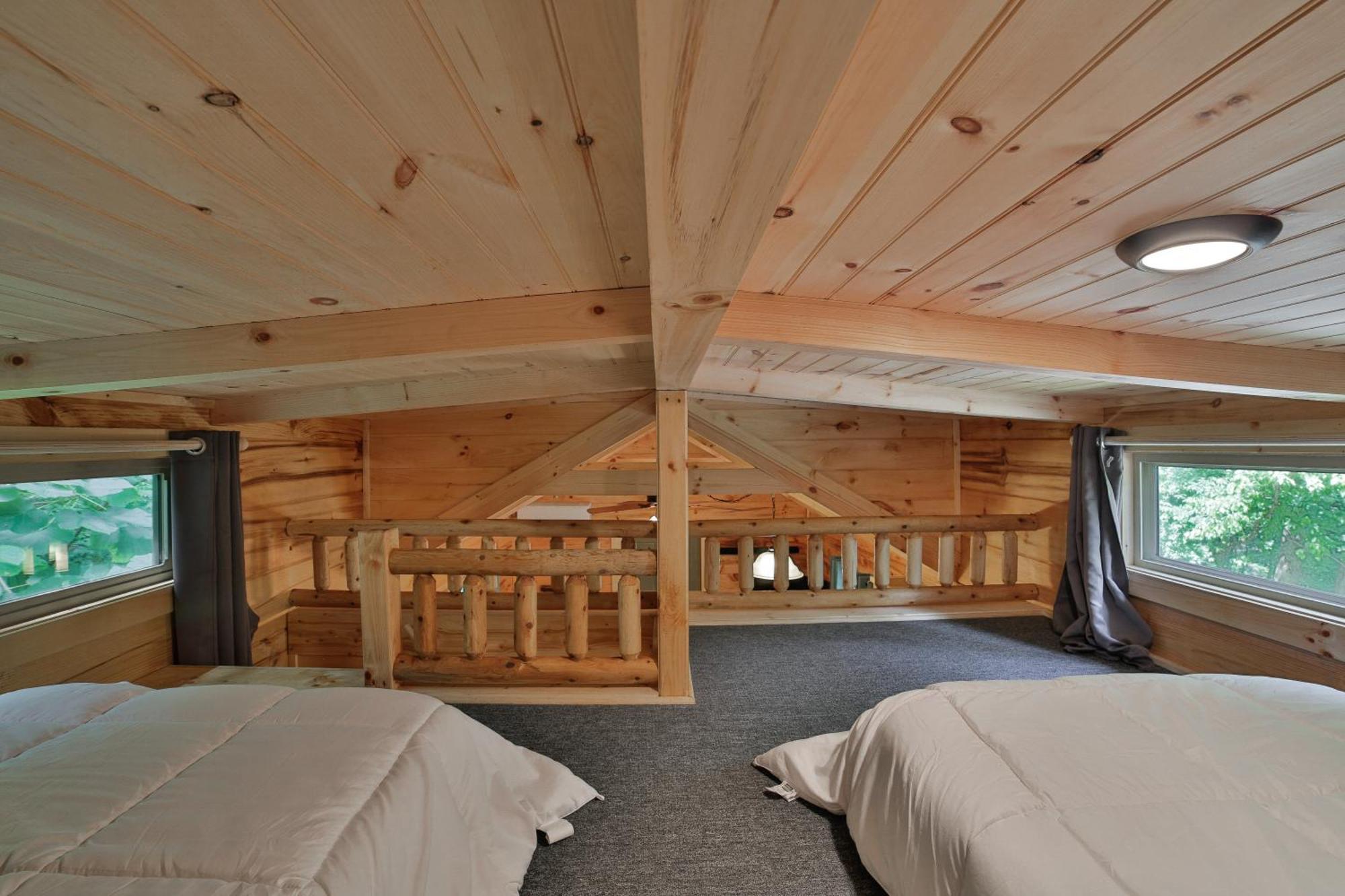 Ryon Tiny Home Cabin City-Side Rustic Retreat Чатануга Екстериор снимка
